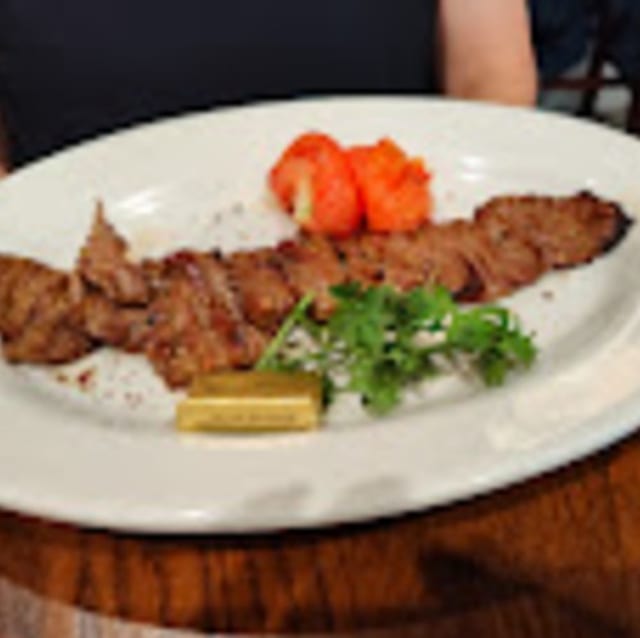 Barg Kabob (Tray of 10 Skewers).